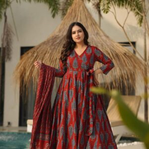 Red Printed Kurta Set with Dupatta for Women | Elegant Ethnic Wear