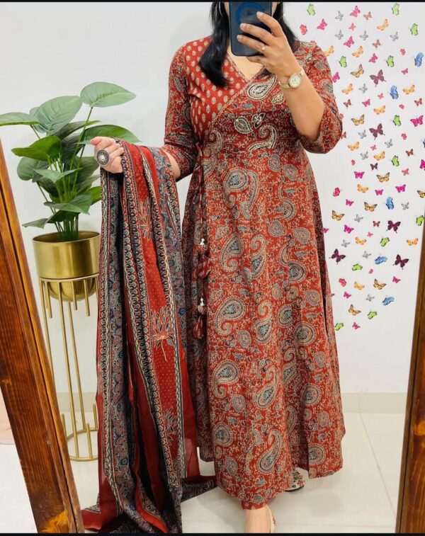 Maroon Paisley Printed Suit Set with Dupatta for Women | Traditional & Festive Ethnic Wear