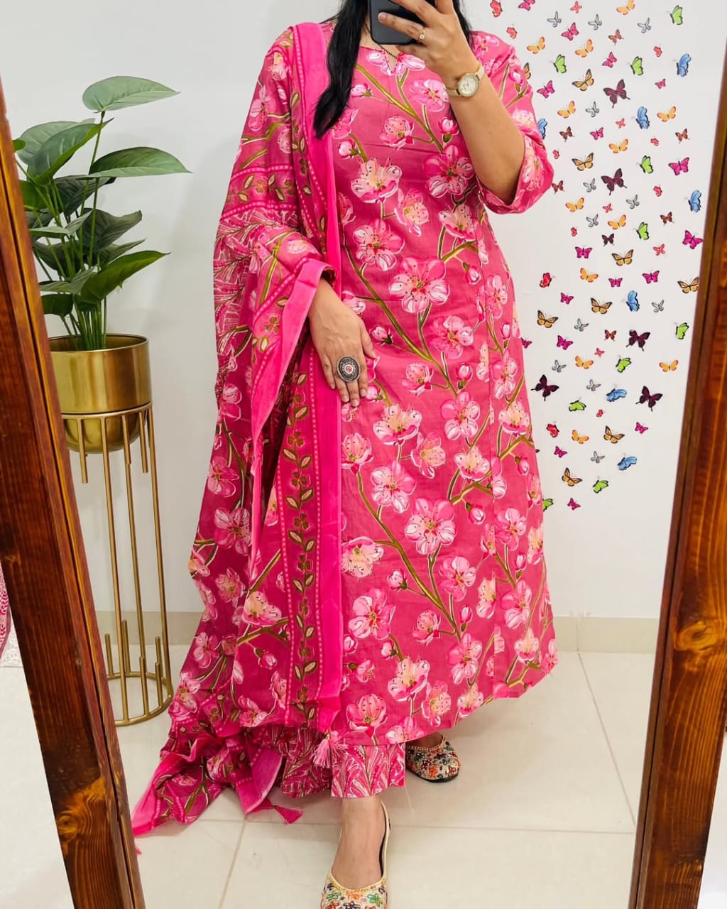 Pink Floral Kurta Pant Set with Dupatta for Women | Stylish Ethnic Wear - Image 9