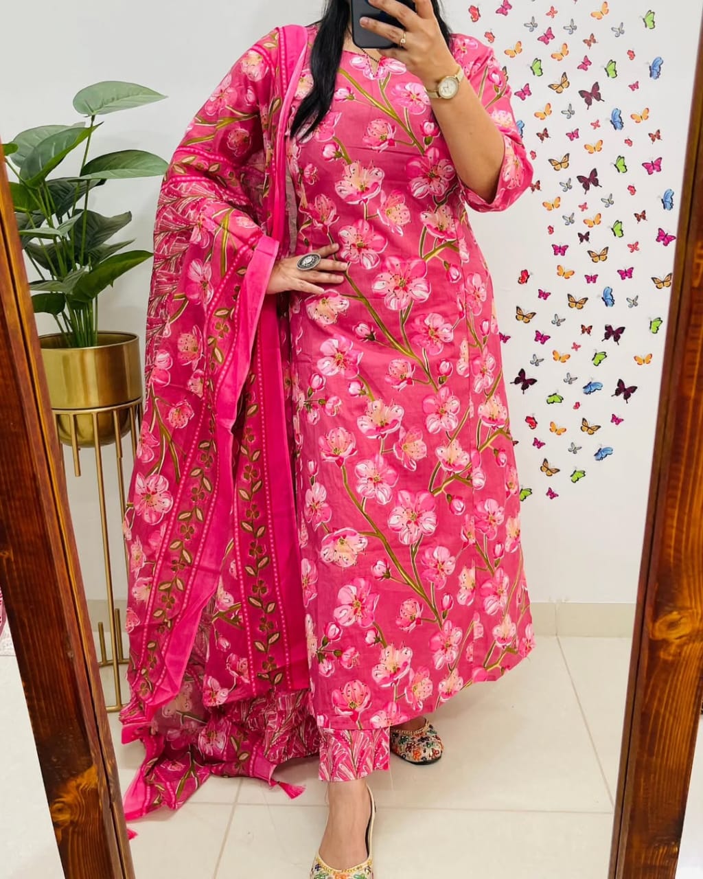 Pink Floral Kurta Pant Set with Dupatta for Women | Stylish Ethnic Wear - Image 5