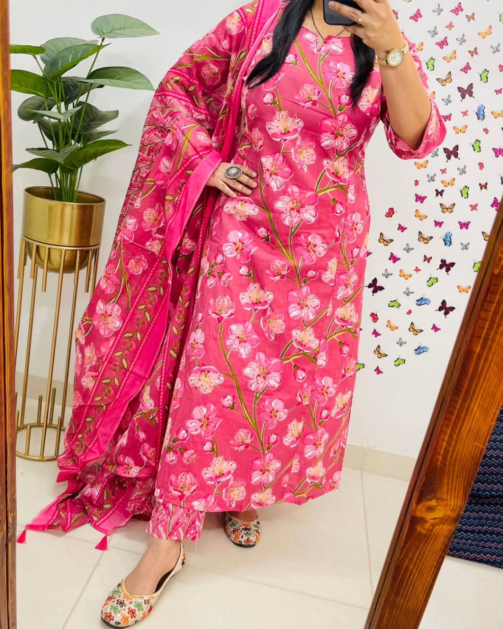 Pink Floral Kurta Pant Set with Dupatta for Women | Stylish Ethnic Wear - Image 4