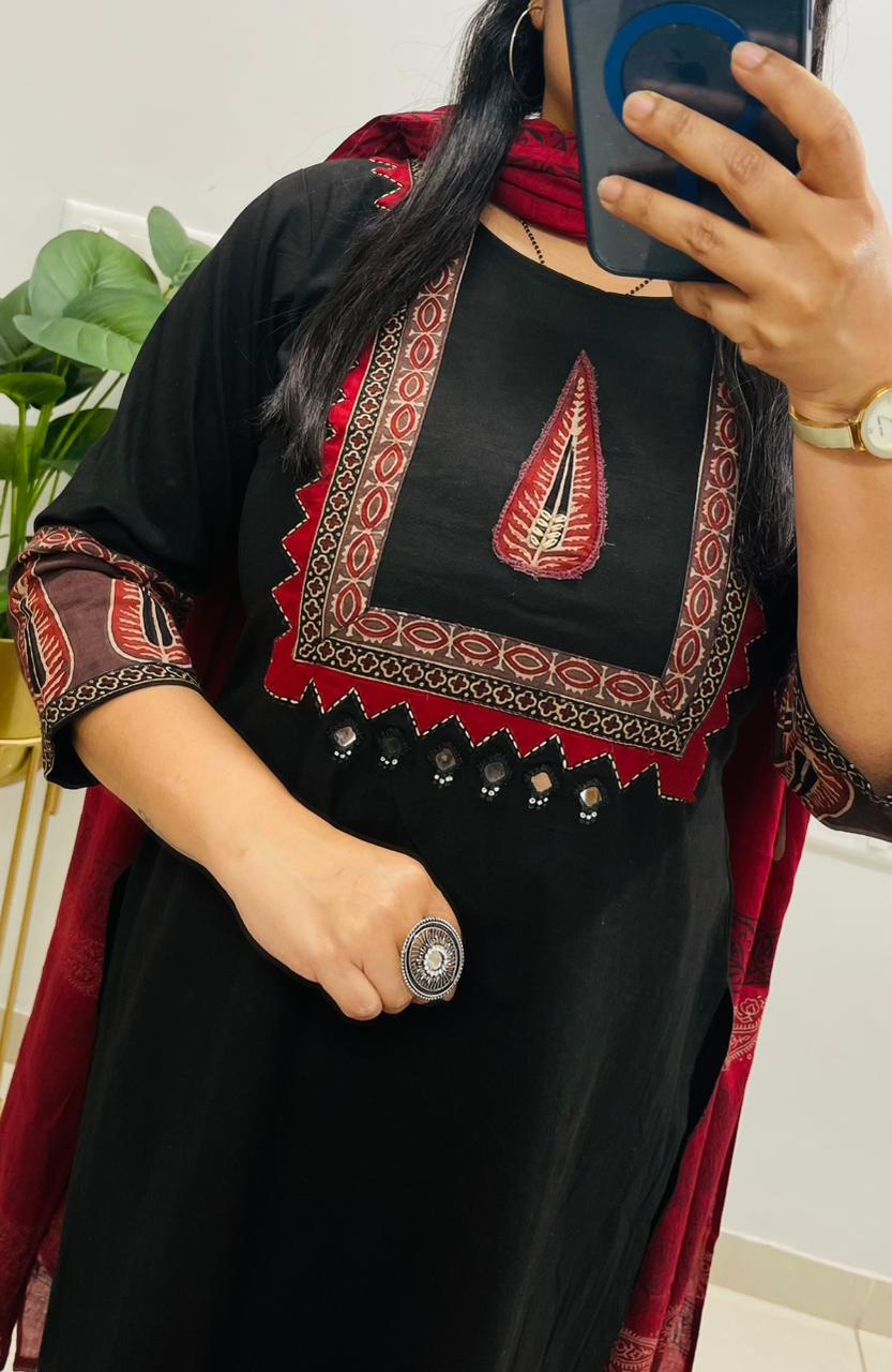 Black Kurta Pant Set with Red Dupatta for Women | Elegant Ethnic Wear - Image 4