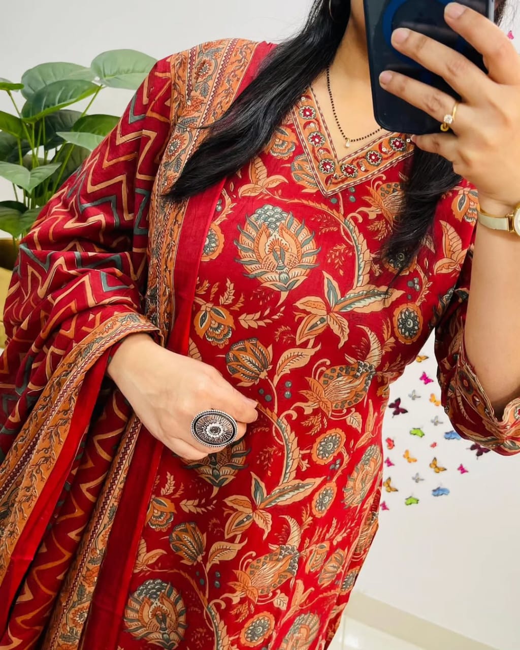 Red Printed Kurta Pant Set with Dupatta for Women | Festive & Daily Wear - Image 7