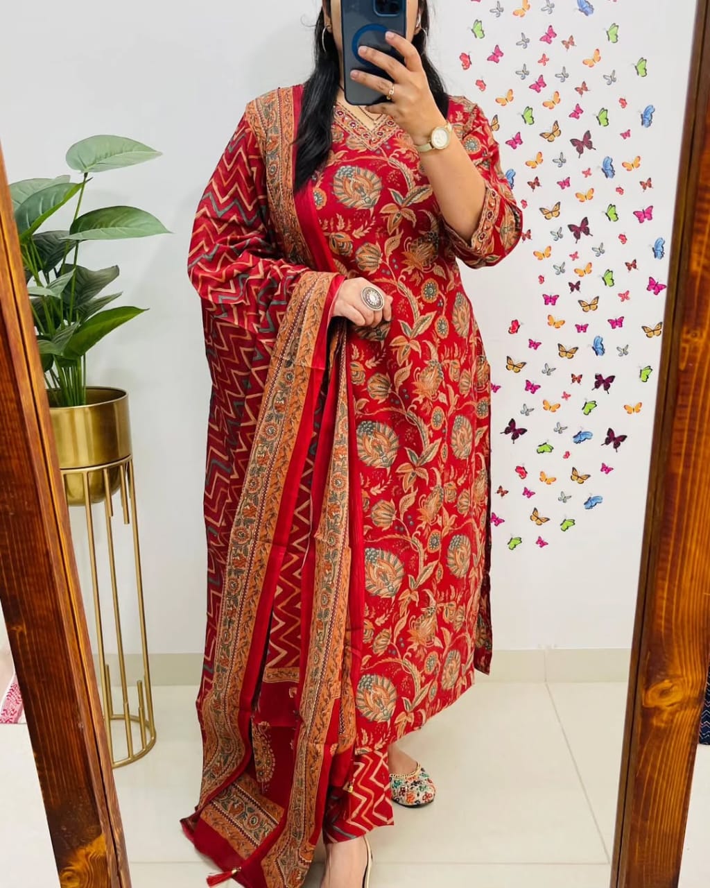 Red Printed Kurta Pant Set with Dupatta for Women | Festive & Daily Wear - Image 5