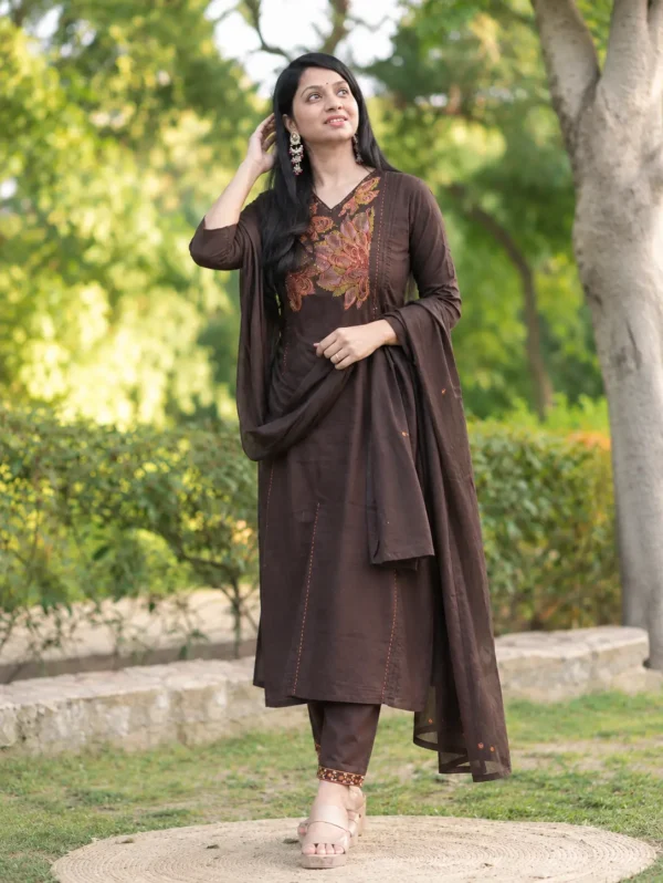 Women’s Brown Embroidered Kurta Pant Dupatta Set | Elegant Ethnic 3-Piece Suit