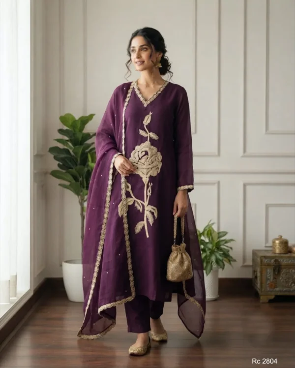 Women’s Purple Embroidered Kurta Pant Dupatta Set | Elegant Ethnic Wear